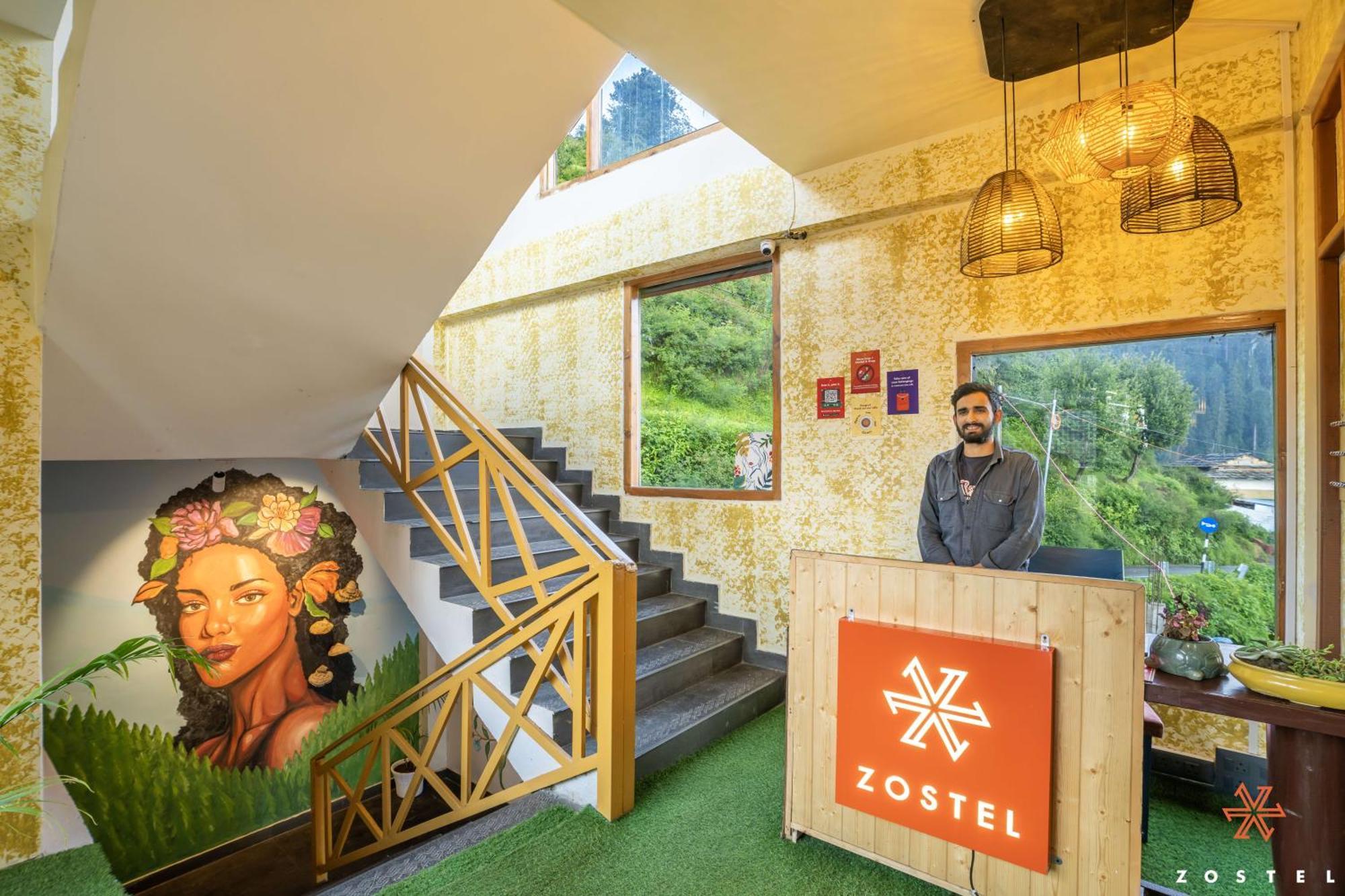 Hostel Zostel Shoja, Jibhi Exterior foto